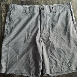 CALLAWAY men’s size 38 golf shorts